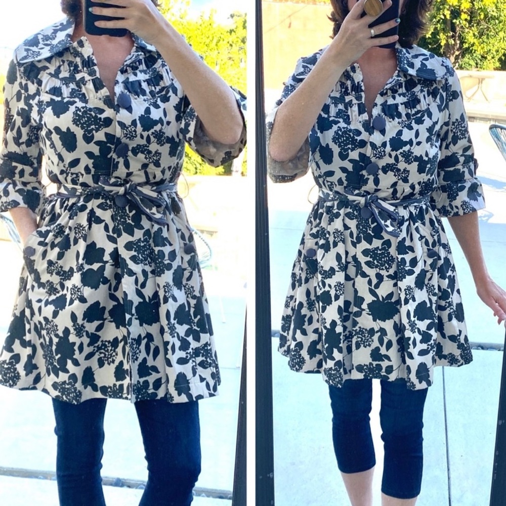 FOREVER 21 Trench coat floral print duster belted pockets black jacket wrap long